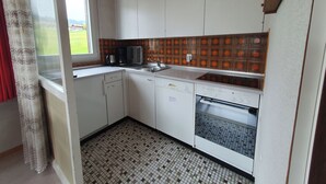 Fridge, oven, dishwasher, cookware/dishes/utensils - Flurina 19 Defuns, Brigels, (Breil/Brigels), 65023B by Interhome (Breil/Brigels)