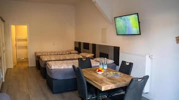 Huoneisto | Äänieristys, vauvansängyt, ilmainen Wi-Fi, vuodevaatteet