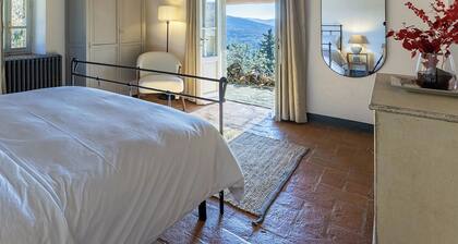Private Villa with Pool in Tuscany