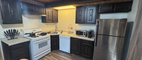 Microwave, oven, stovetop, dishwasher