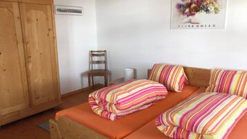 4 Schlafzimmer
