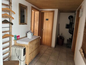 Interior - Runs, Camuns, (Camuns). by Interhome (Camuns)