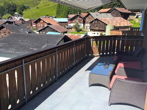 Property grounds - Residenza Bein, Morissen, (Morissen). by Interhome (Morissen)