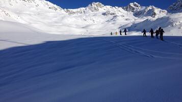 Snow and ski sports