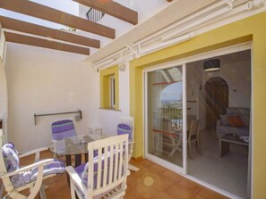 Outdoor dining - Apartment  by Interhome (Calpe/Calp)