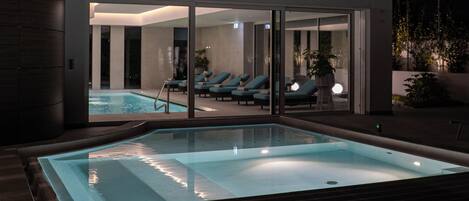 Indoor pool, seasonal outdoor pool, sun loungers