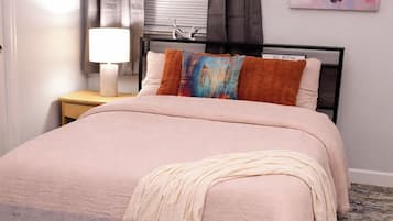 2 bedrooms, WiFi, bed sheets