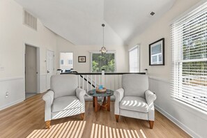 Interior - Moon Jelly Manor: Fenced Yard | Pickleball Court Access (Southern Shores)
