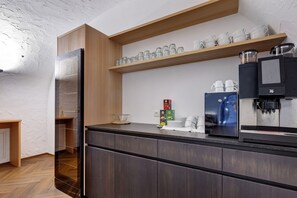 Interior - Apartment 'Smart 5' with Balcony and Breakfast Included - new 2026 (Trodena nel Parco naturale)