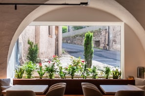 Interior - Apartment 'Smart 5' with Balcony and Breakfast Included - new 2026 (Trodena nel Parco naturale)