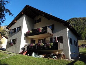 Esterni
