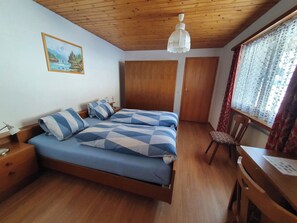 Internet - Plaun Grond, (Tschierv). by Interhome (Tschierv)