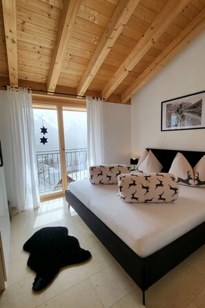 Room - Chasa Scandella, (Sent). by Interhome (Sent)