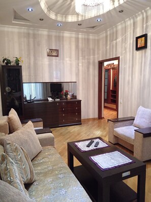 Lobby - Fantastic 2-bedroom apartment with AC in vibrant Bakı (Bakı)