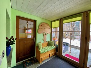 Interior - Chasa Bazzi, (Scuol). by Interhome (Scuol)