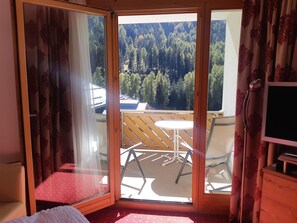 Interior - Appartements Alpin Live, (Samnaun-Laret). by Interhome (Samnaun)