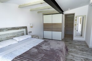 3 bedrooms, iron/ironing board, WiFi - Villa 'Berna' with Private Pool, Wi-Fi, and Air Conditioning (Alcúdia)