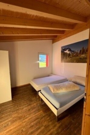 Internet - Agrotourismus Bauernhof Puntetta, (Müstair). by Interhome (Müstair)