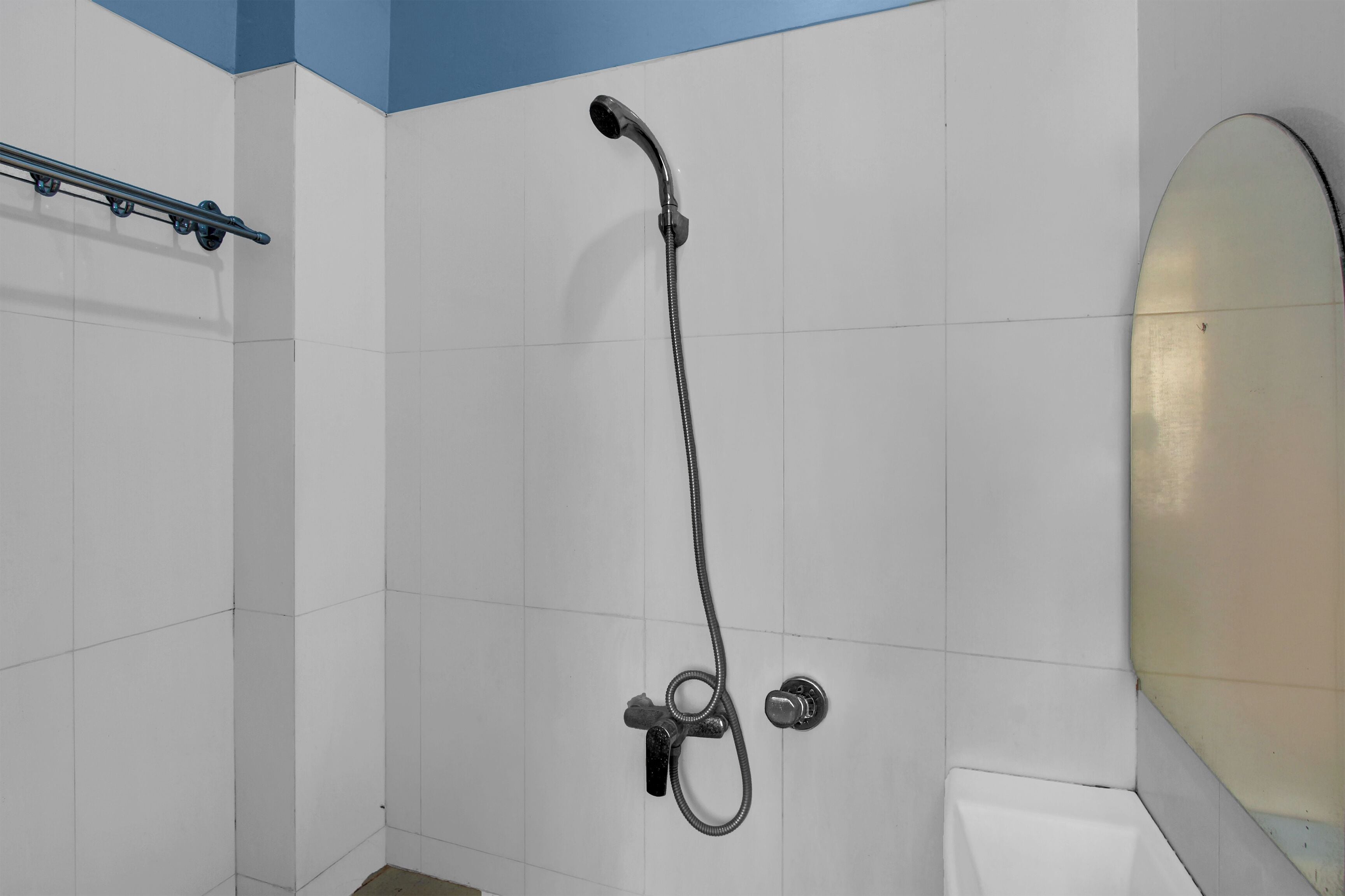 Suite familiar | Baño | Regadera, amenidades de baño gratuitas, bidet, toallas 