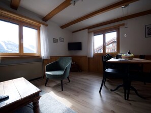 Interior - Archas 202A, (Sent) by Interhome (Sent)