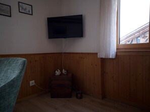 Interior - Archas 202A, (Sent) by Interhome (Sent)