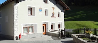 Chasa Quadra, (Tarasp) by Interhome