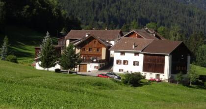 Chasa Quadra, (Tarasp). by Interhome