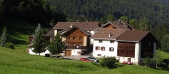 Chasa Quadra, (Tarasp). by Interhome