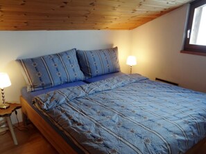 1 bedroom, Internet - Curtin Sot 10A, (Sent). by Interhome (Sent)