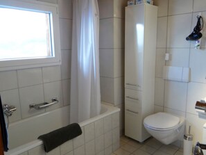 Bathroom - Curtin Sot 10A, (Sent). by Interhome (Sent)
