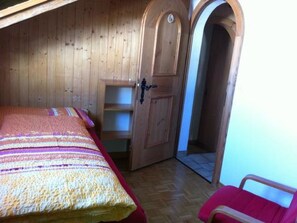 1 bedroom, Internet - Dachwohnung Plazzetta 23, (Sent). by Interhome (Sent)