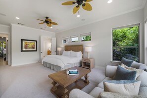 4 Schlafzimmer, Bügeleisen/Bügelbrett, Internetzugang, Bettwäsche