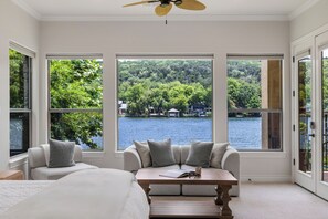 4 Schlafzimmer, Bügeleisen/Bügelbrett, Internetzugang, Bettwäsche