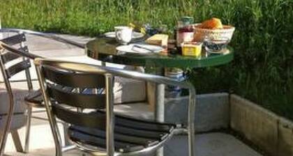 Chasa Tablà, (Guarda) by Interhome