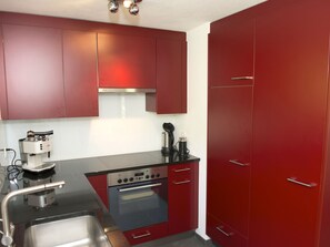 Fridge, dishwasher, cookware/dishes/utensils - Chasa Tablà, (Guarda) by Interhome (Guarda)