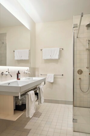 Bathroom - Hotel Maistra 160, (Pontresina). by Interhome (Pontresina)