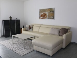 TV, DVD player - Chasa Azura, (Scuol) by Interhome (Scuol)