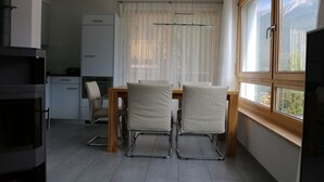 Luokittelematon kuva, 3 kautta 25, painike