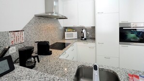 Fridge, microwave, oven, cookware/dishes/utensils - SOTRACHÖGNA EG, (Scuol) by Interhome (Scuol)