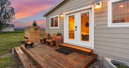 Private Bridger Mountain Retreat - Outdoor Tub, Views & Fire Pit
