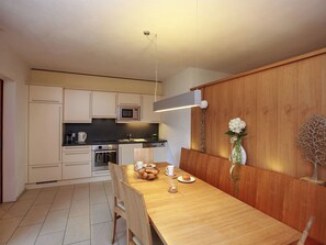 Dining - Apart Lischana, (Samnaun-Laret) by Interhome (Samnaun)