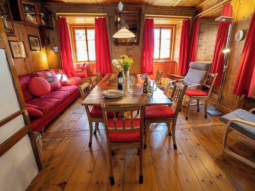 Ferienwohnungen Chasa Werro, (Sent) by Interhome