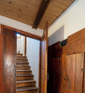 Interior - Ferienwohnungen Chasa Werro, (Sent) by Interhome (Sent)