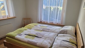 Room - Fionas 257, (Ftan) by Interhome (Ftan)