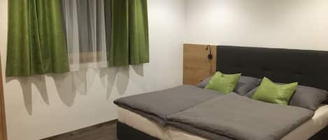 2 bedrooms, internet