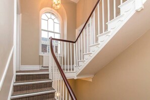Interior - Lower Park Row Apartments - Studio 6 - Hopewell (Bristol)