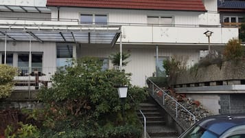 Esterni
