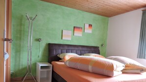 2 Schlafzimmer, Internetzugang