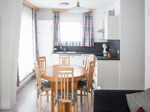 Dining - Appartements Alouette, (Samnaun-Dorf). by Interhome (Samnaun)
