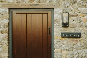 Exterior detail - The Granary- Hopewell (Bristol)